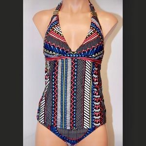 Bar III Swimsuit Tankini 2pc Set Vessi Strawberry